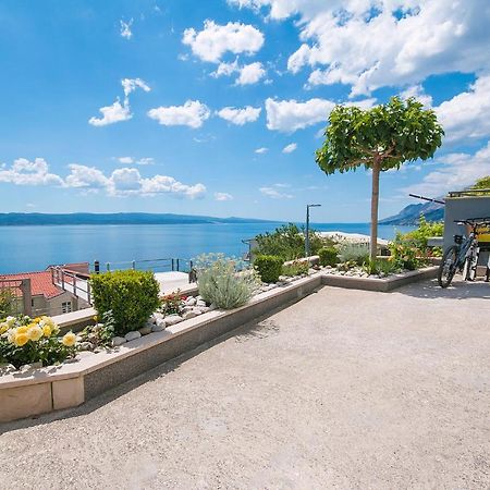 Apartments Vila Nadalina Delux Брела Экстерьер фото